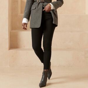 BANANA REPUBLIC High-Rise Skinny Fade-Resistant Ankle Jean, Size 30/10 NWT $98